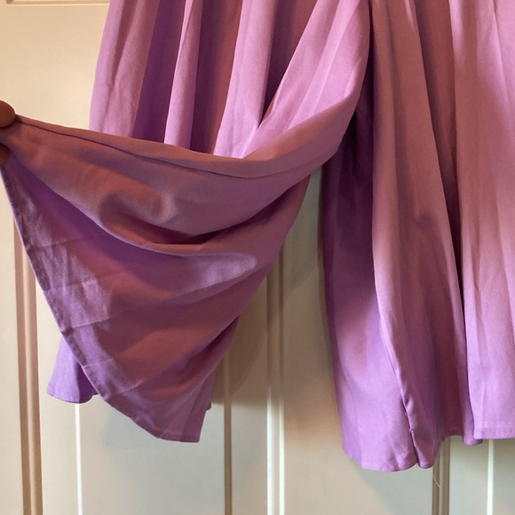 Medium Ambassador Lilac Pleated Split Skirt - Picture 5 of 10